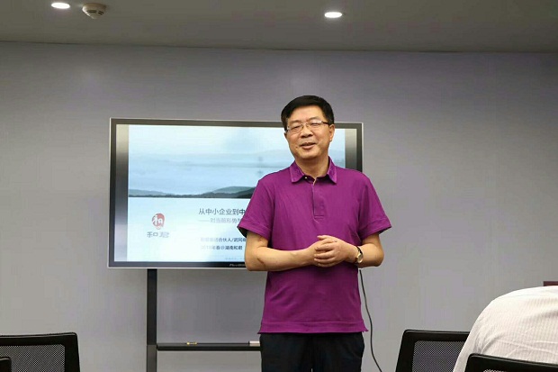 李向群.jpg